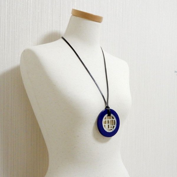 画像5: 「水牛」ペンダント ラウンド 透かし Φ7.0cm ネイビーブルー navy blue（3） (5)